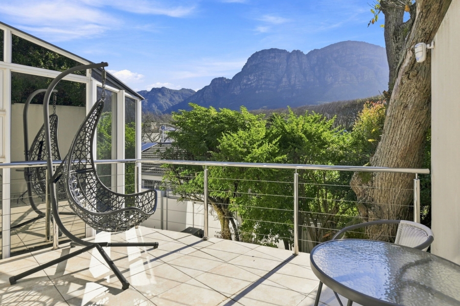 6 Bedroom Property for Sale in Newlands Western Cape